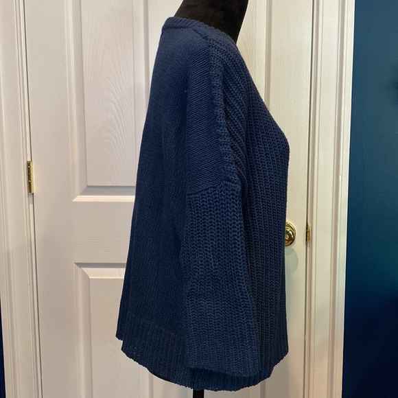 Madewell Crewneck Boxy Sweater - Picture 3 of 5